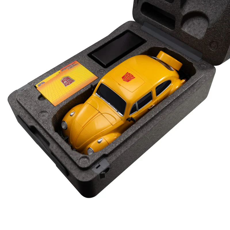 Flagship Bumblebee Auto-Converting Robot - Image 12