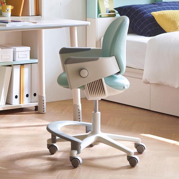ILOOM Chair Foot Rest - Image 5