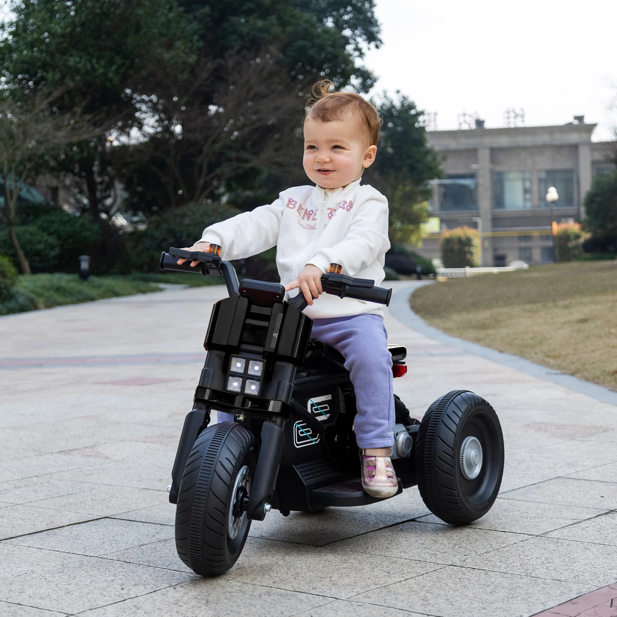 Kids Motorcycle 6V with 3 Wheels, Realistic Lights and Sound - Image 3