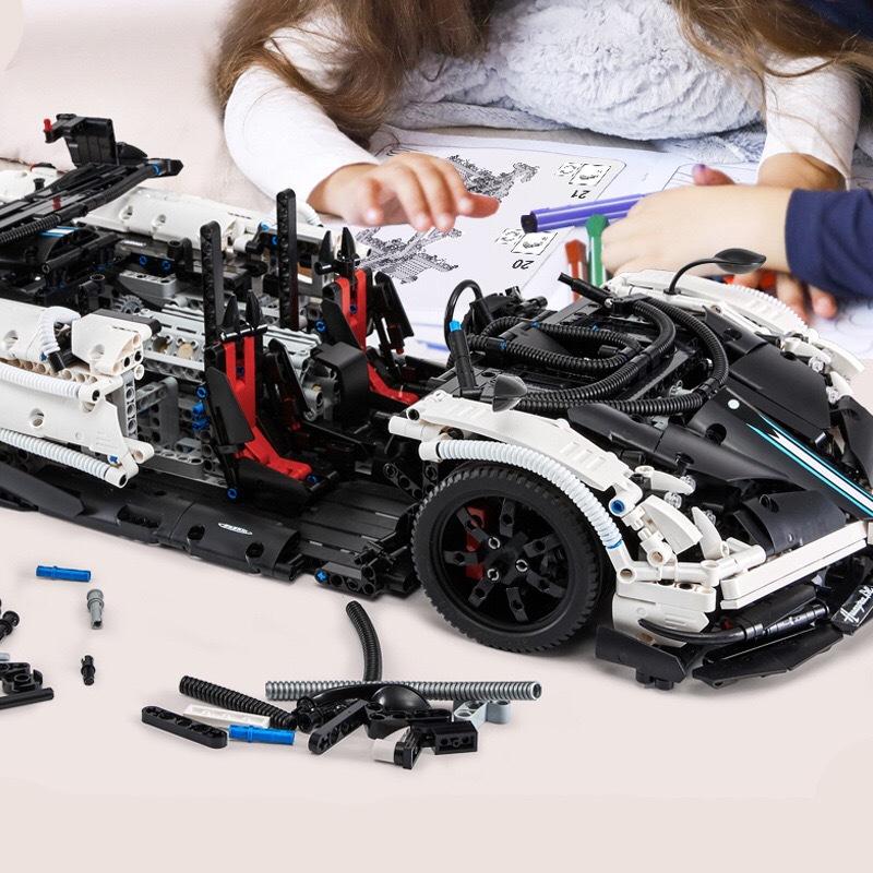 Pagani Huayra BC Roadster 1/8 Licensed Building Kit/Assemble Remote Control Car by RASTAR, 97900 - Image 8