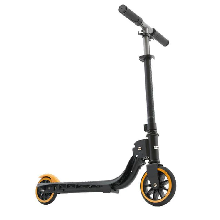 McLaren MCS02 Licensed Scooter (Suitable for 6-9 years) - Image 7