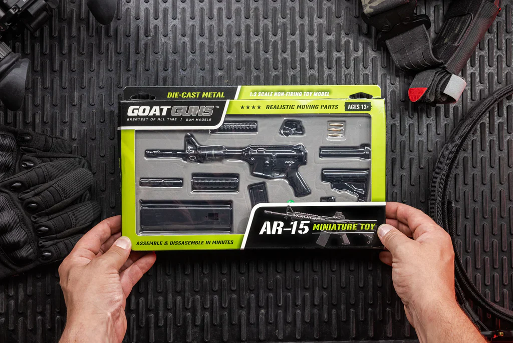 Miniature 1:3 Scale Model Mini AR-15 Diecast Metal Building Kit - Black - Image 5