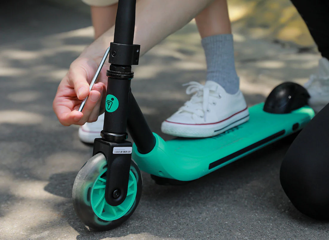 Ninebot eKickScooter ZING A6 - Image 4