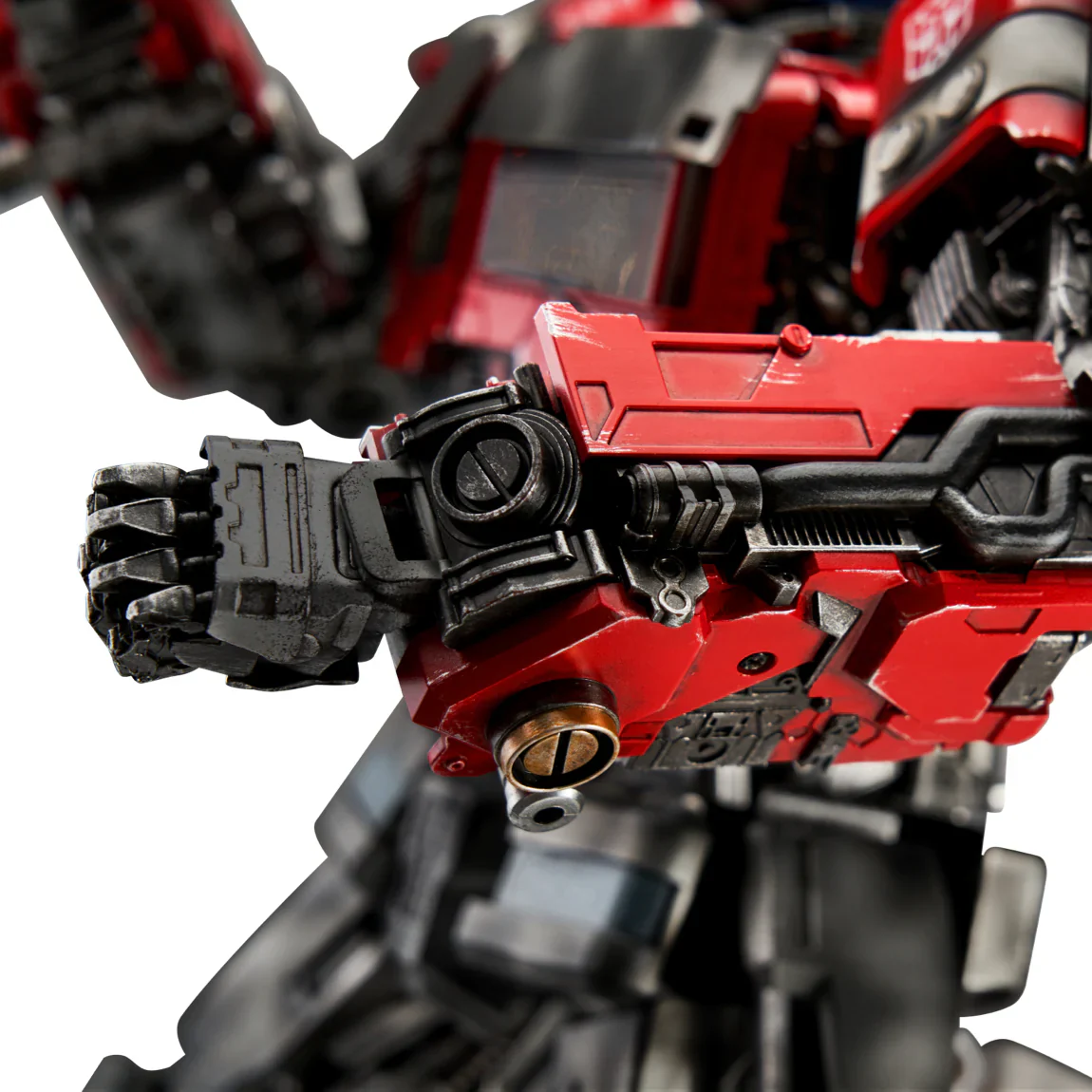 Optimus Prime Rise of the Beasts Signature Robot (Limited Edition) - Image 14