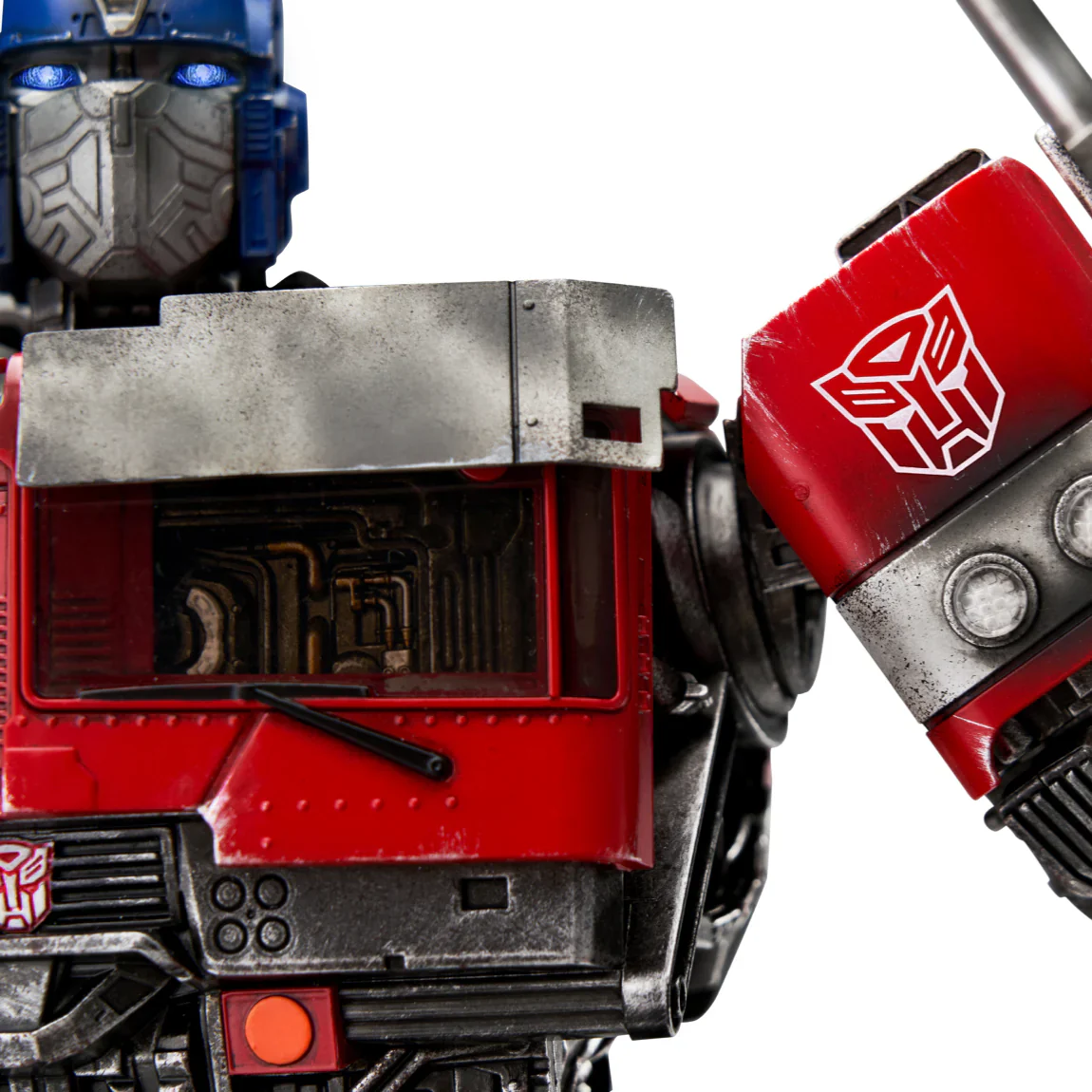Optimus Prime Rise of the Beasts Signature Robot (Limited Edition) - Image 16