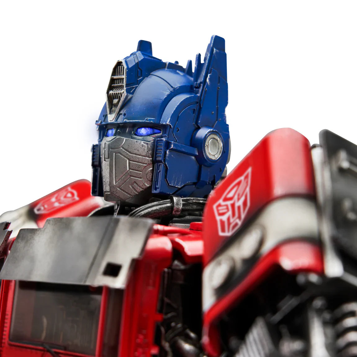 Optimus Prime Rise of the Beasts Signature Robot (Limited Edition) - Image 17